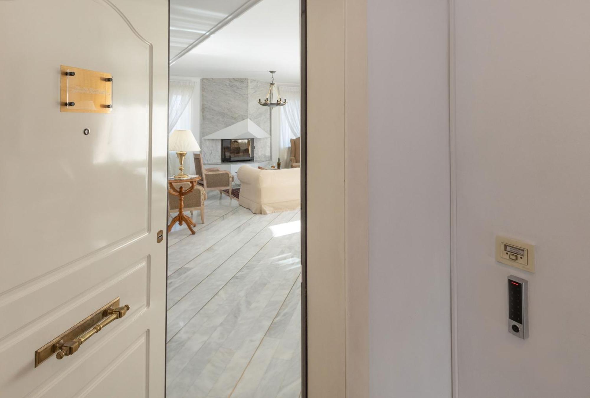 Nice Sea View Elegant Apartment Atene Esterno foto